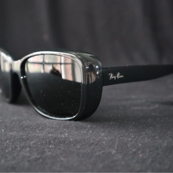 Ray-ban Black butterfly style sunglasses - Picture 5 of 8